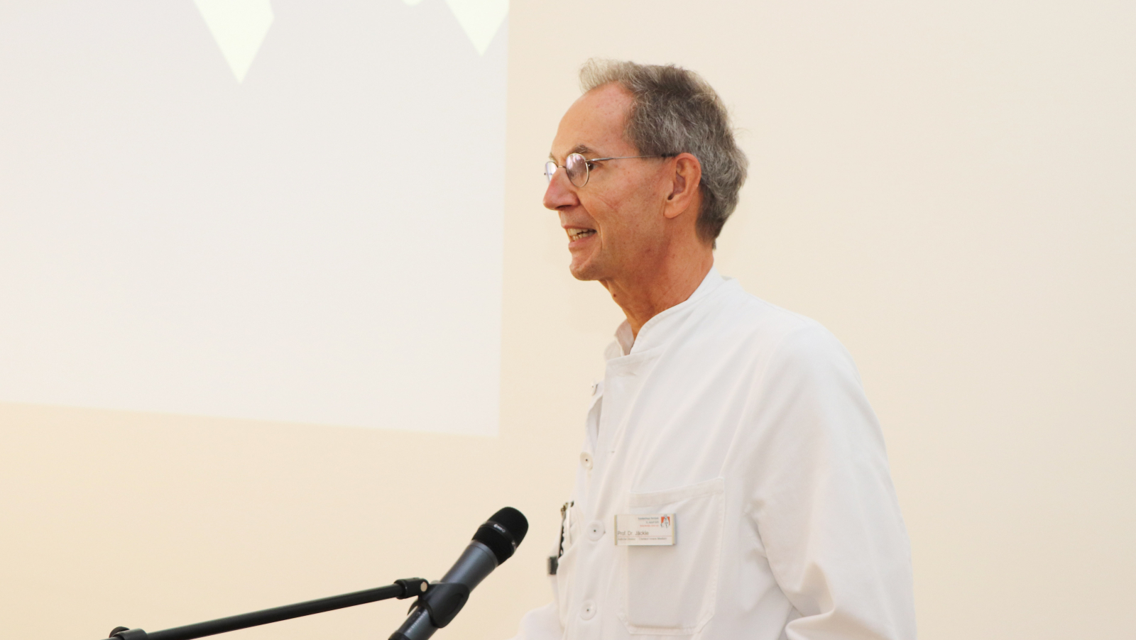 Entlassene Patienten profitieren von zwischen St. Adolf